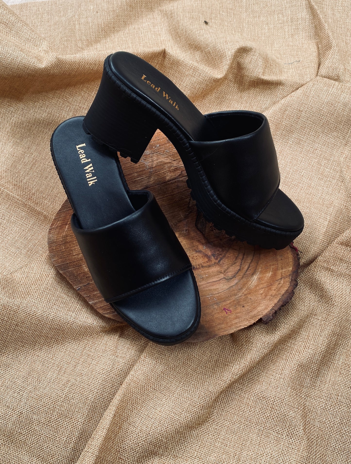 BLOCK BLACK