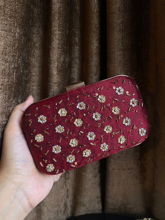 LAALI CLUTCH