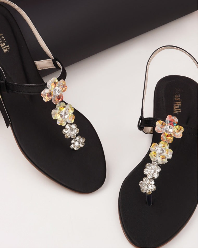 STUD BLACK