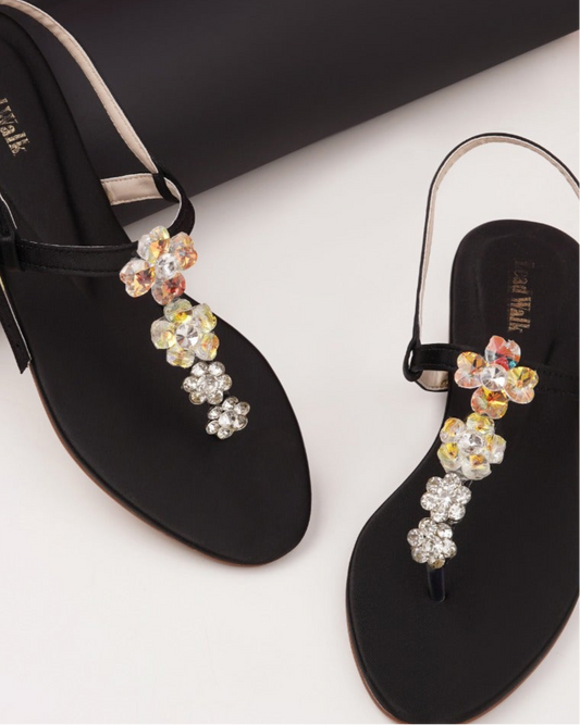 STUD BLACK