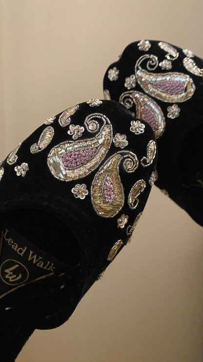 PAISLEY