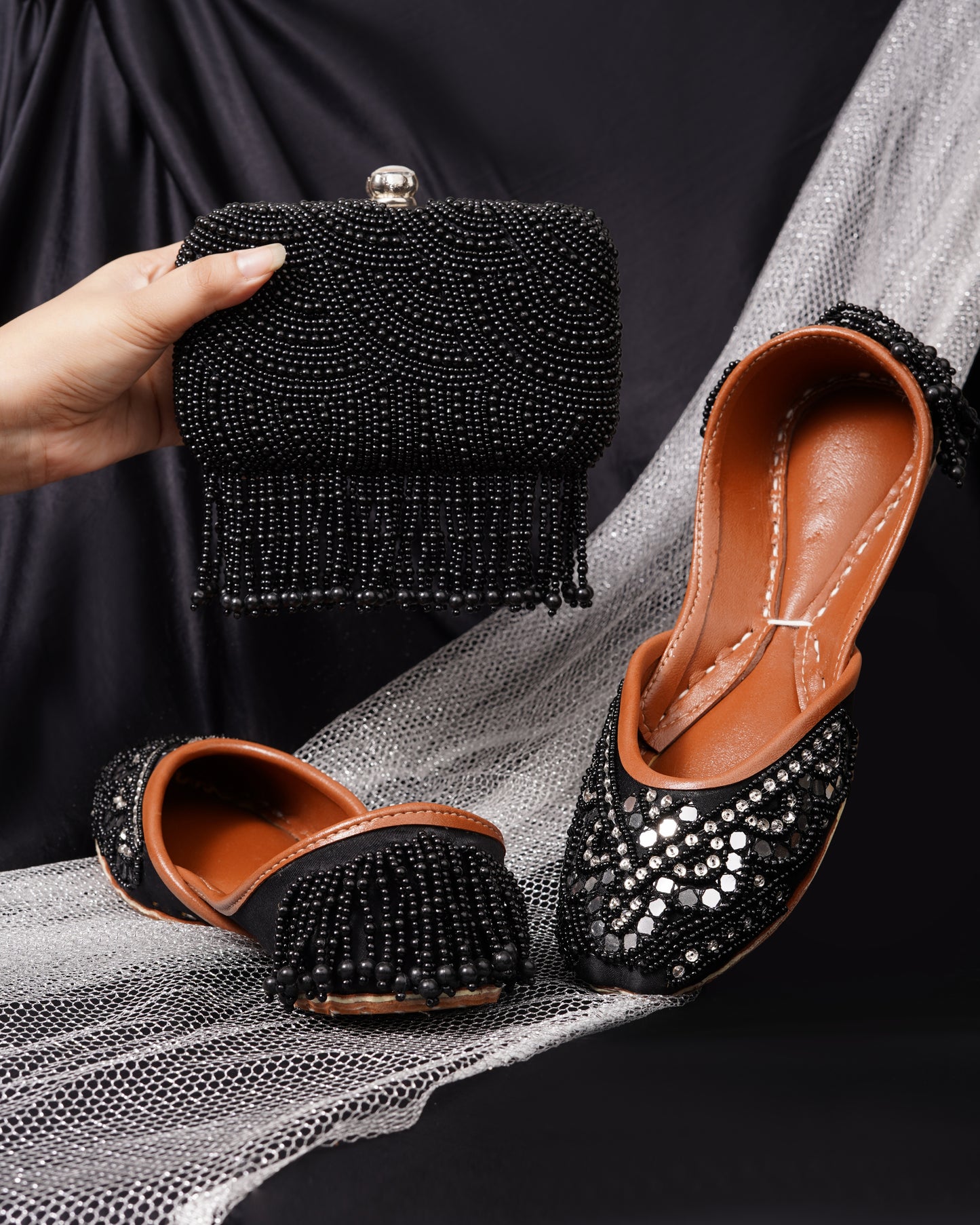 GOHAR-E-NAYAB CLUTCH
