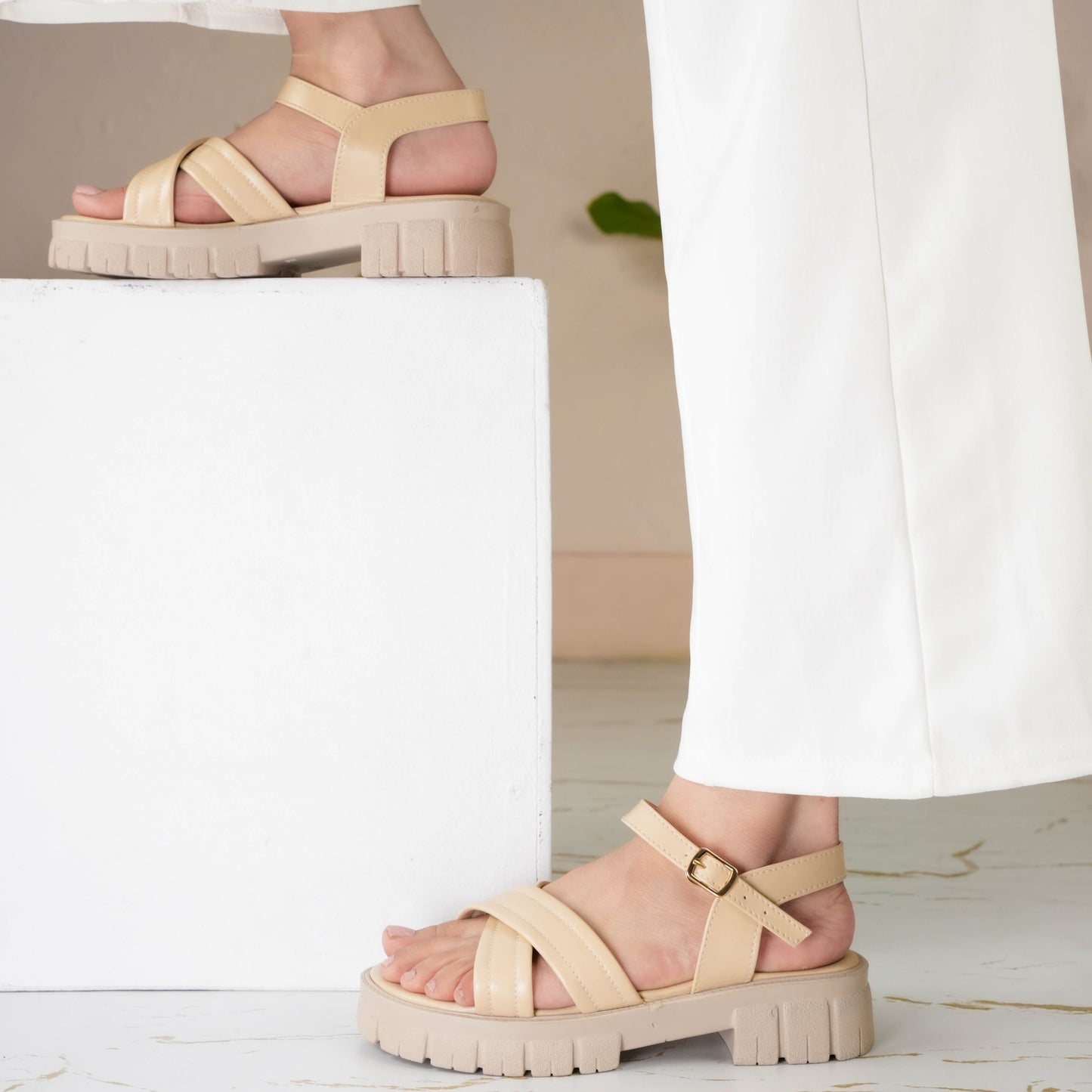 CHUNKY BEIGE