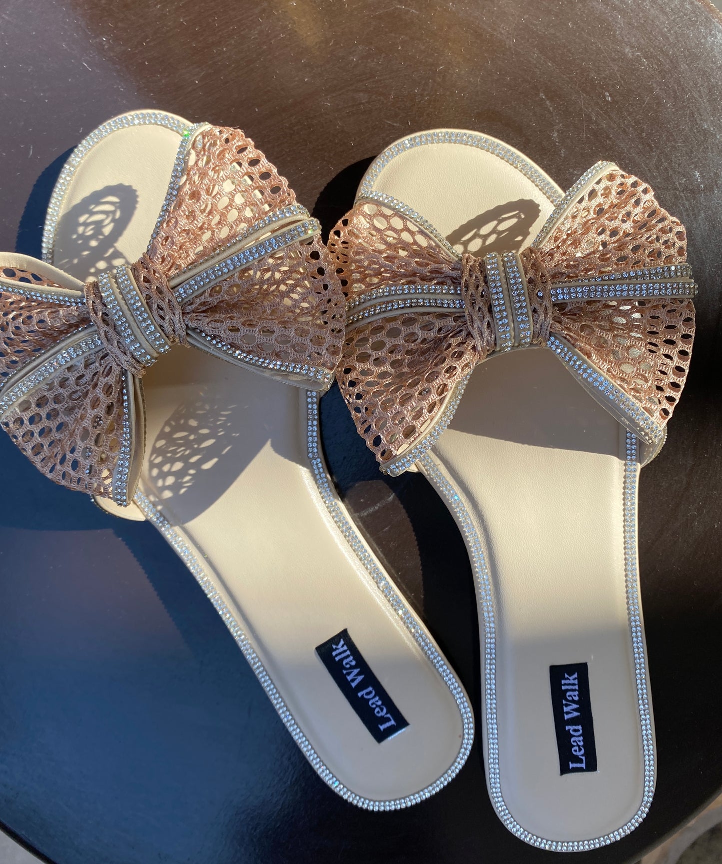 BOW TIE