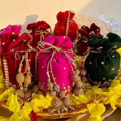 MOTIA FLORAL POTLI